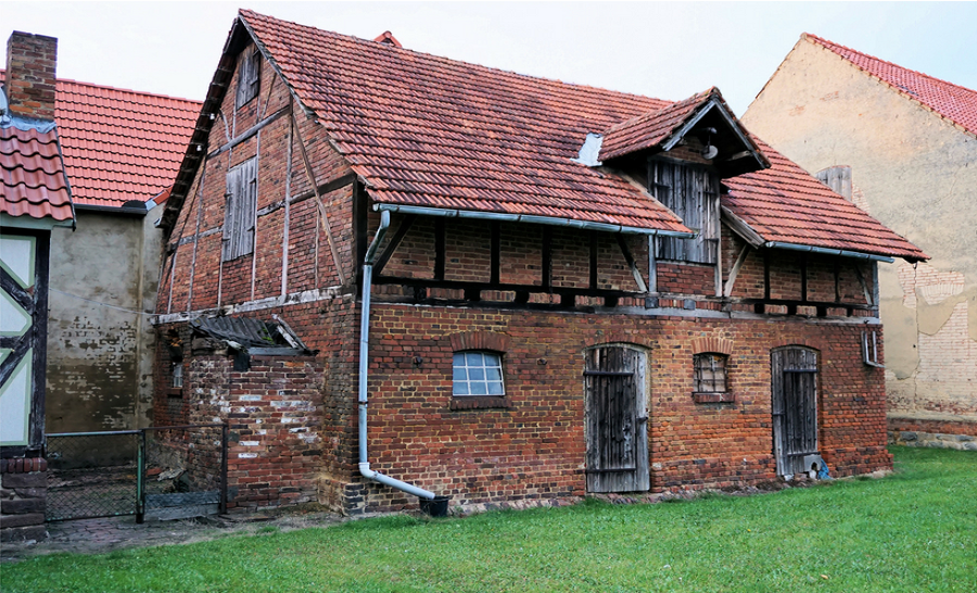 How to remodel and make money from a fixer upper